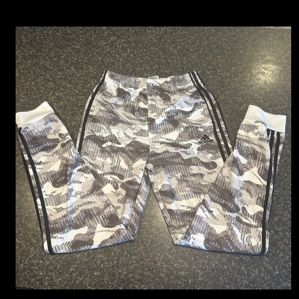 Adidas joggers - youth L 14/16